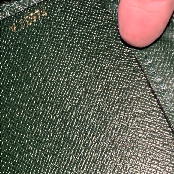 Louis Vuitton Green Taiga Baikal Clutch - Picture 5 of 5
